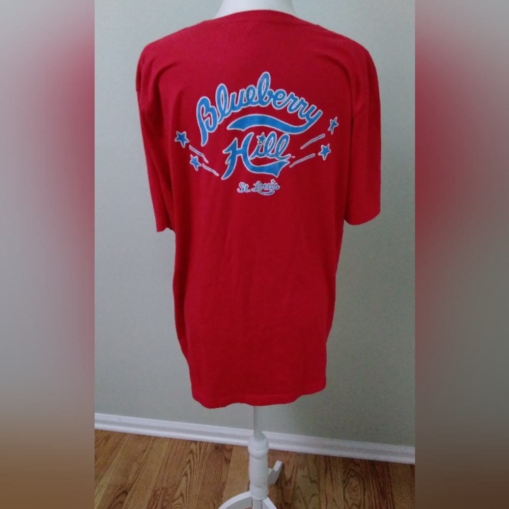 2/$15 Blueberry Hill St.Louis Missouri Graphic T Shirt NWOT - Picture 4 of 6